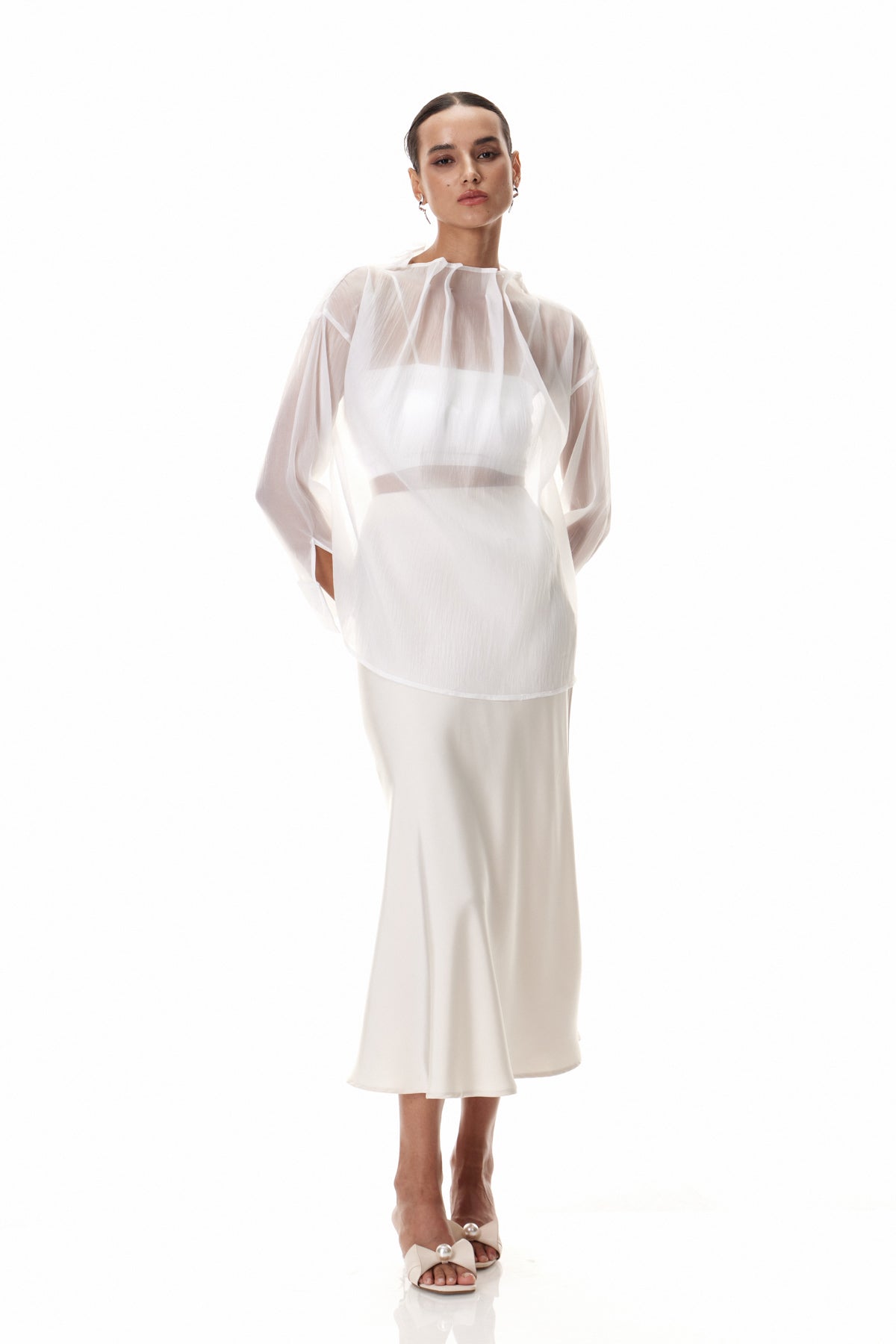 Dainis Ruch Uzun Kollu Üst