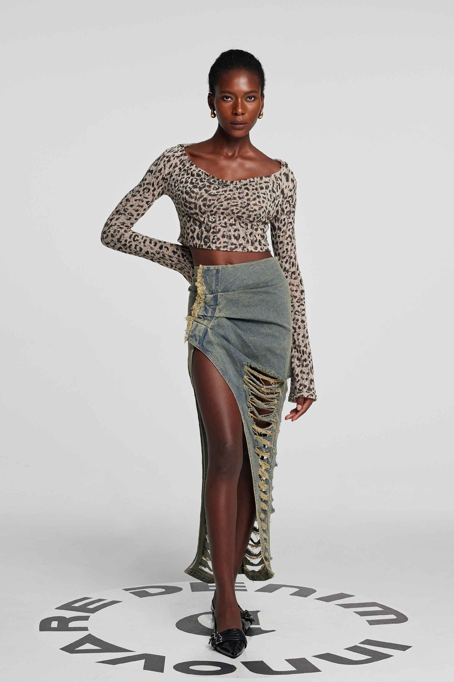 Delta Uzun Kollu Leopar Yırtık Crop Top