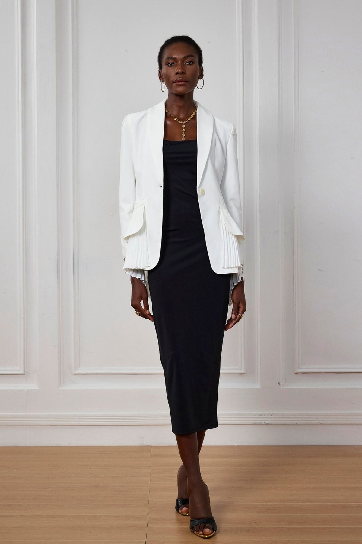 Indy Fırfır Dantelli Asimetrik Blazer