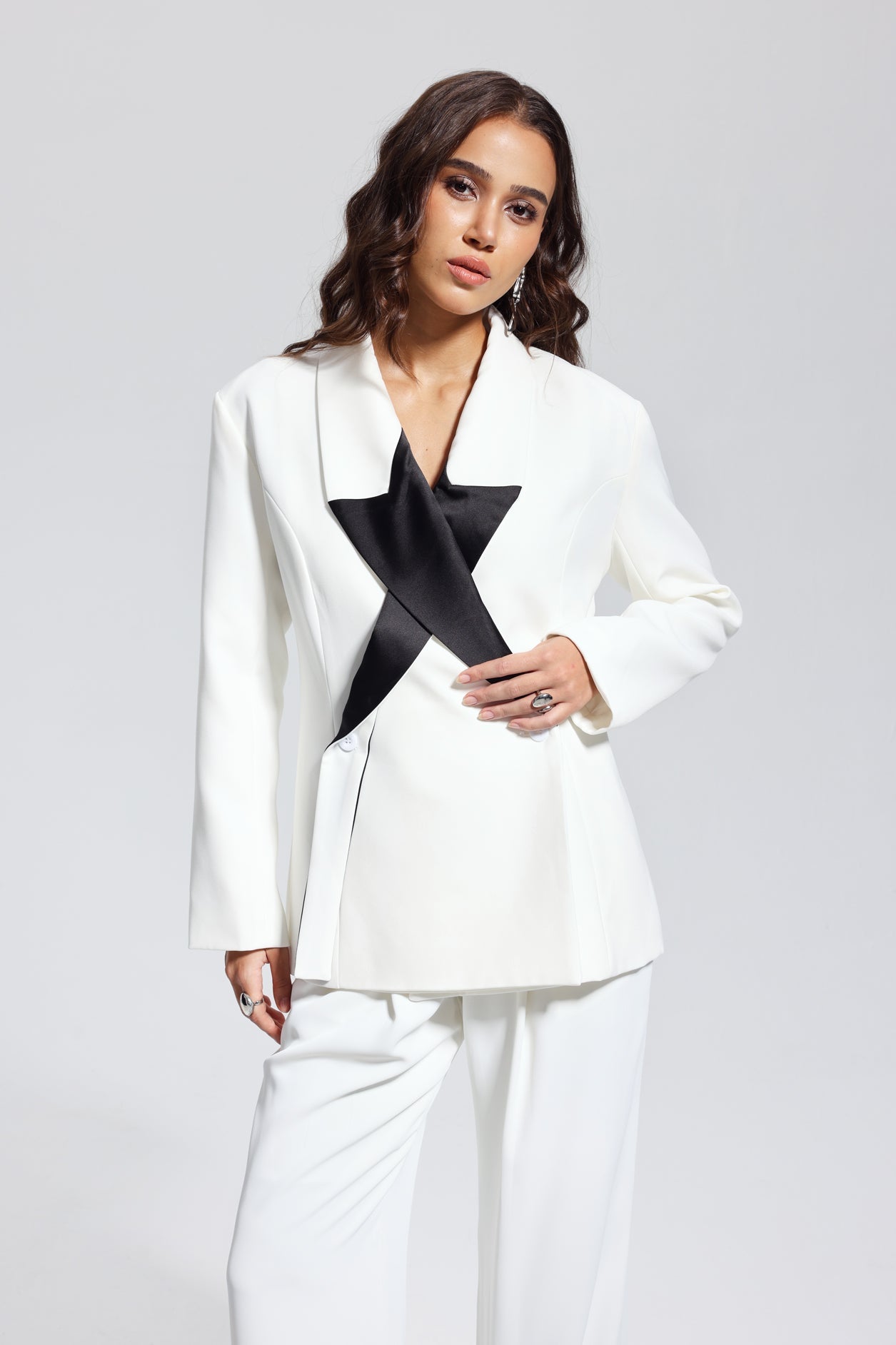 Lidia Yıldız Asimetrik Blazer