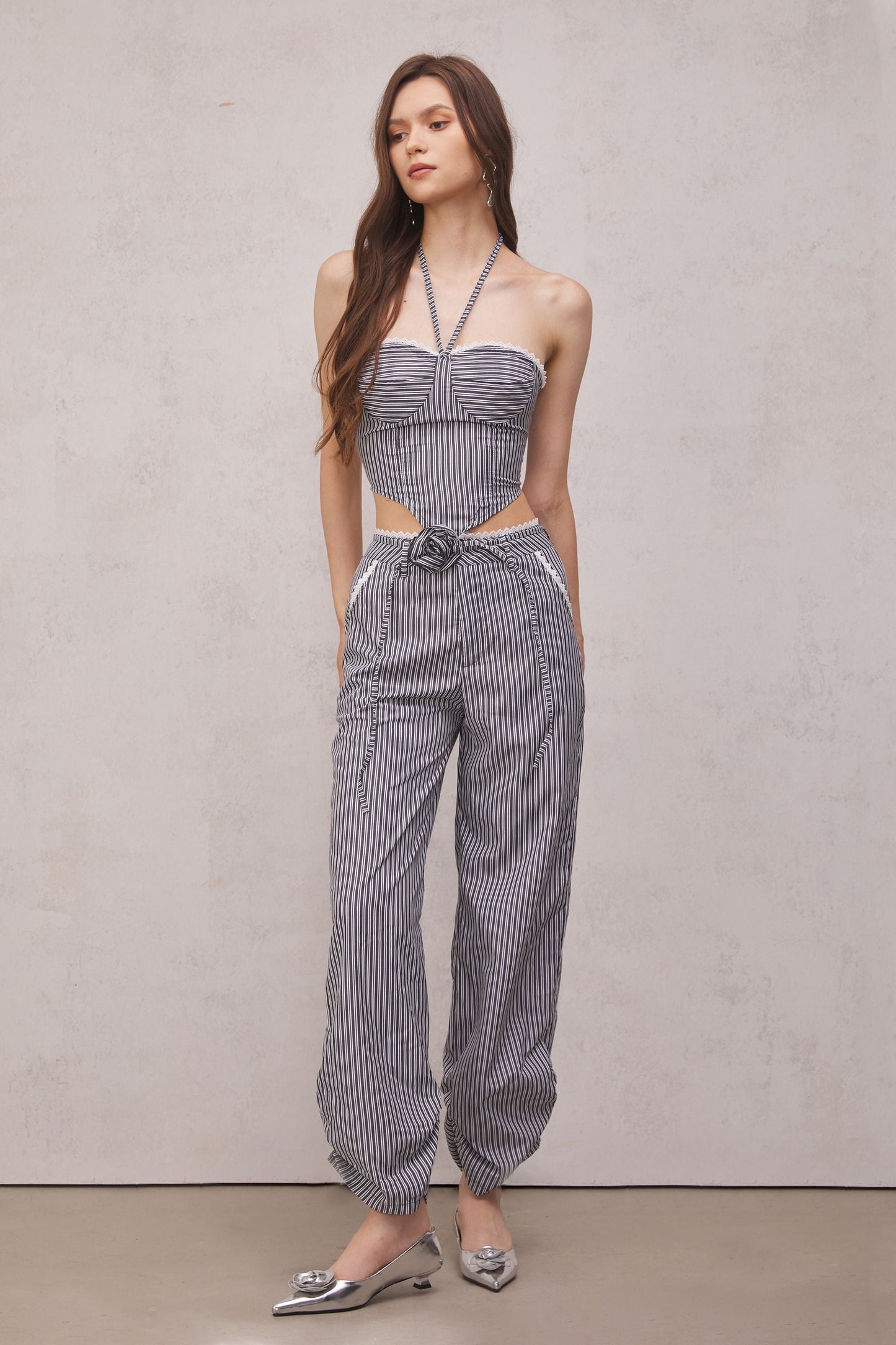 Amaia Çiçek Çizgili Bağcıklı Üst