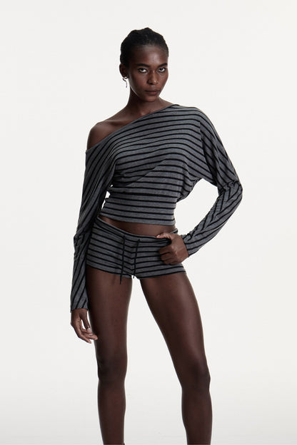 Connla Asimetrik Çizgili Şort Takımı