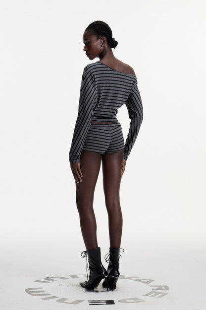 Connla Asimetrik Çizgili Şort Takımı