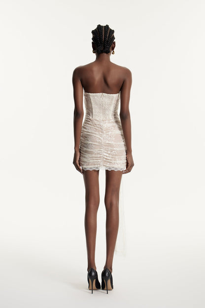 Edur Straplez Dantelli Fırfırlı Mini Elbise