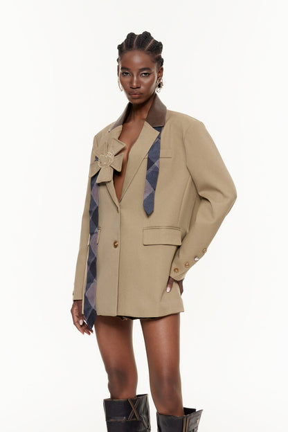 Egzon Yakalı Çiçekli Asimetrik Blazer