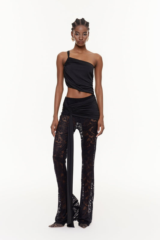 Fabijan Tek Omuzlu Kısa Dantel Pantolon Takımı