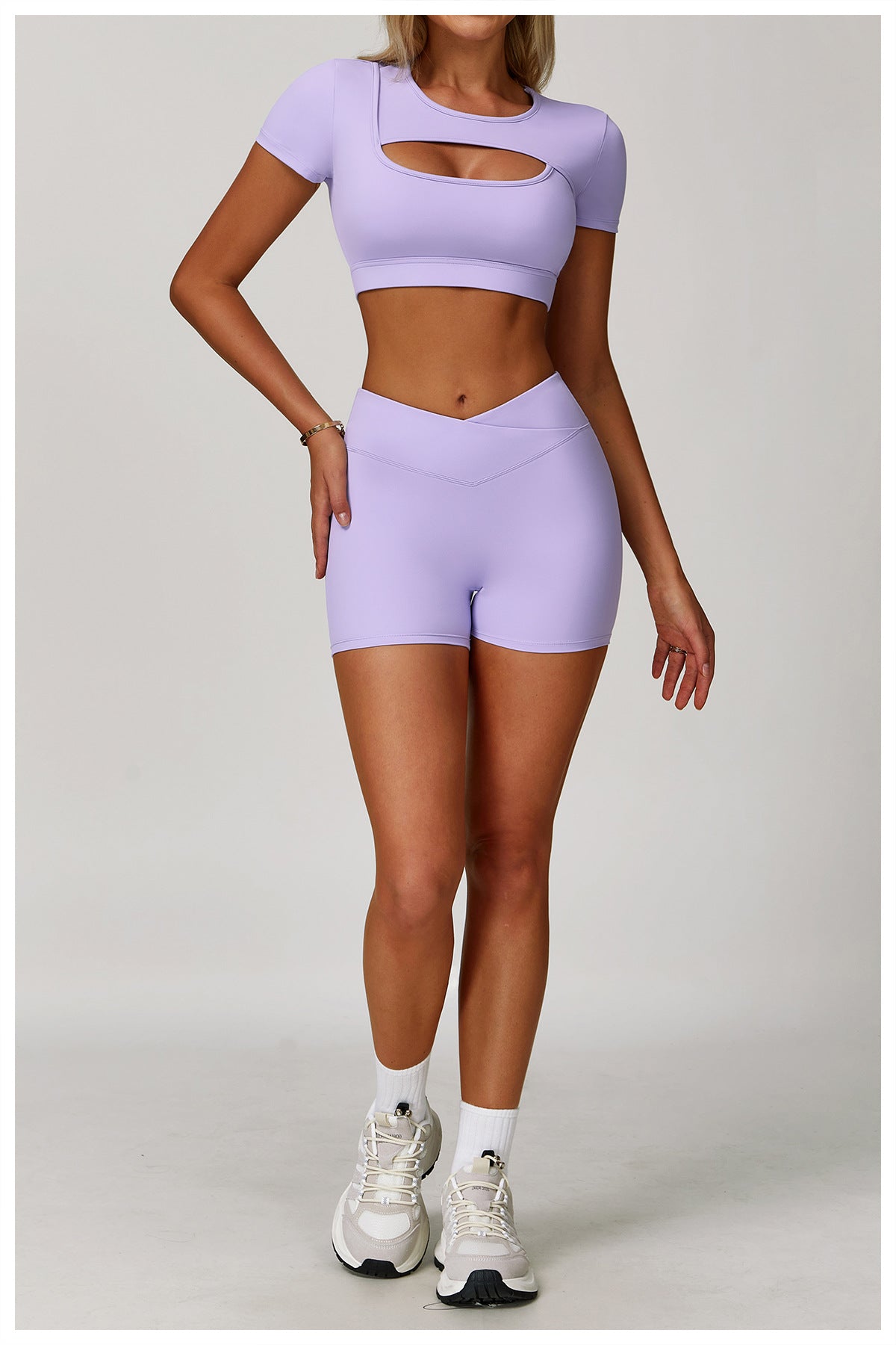 Dekolteli Spor Crop Üst