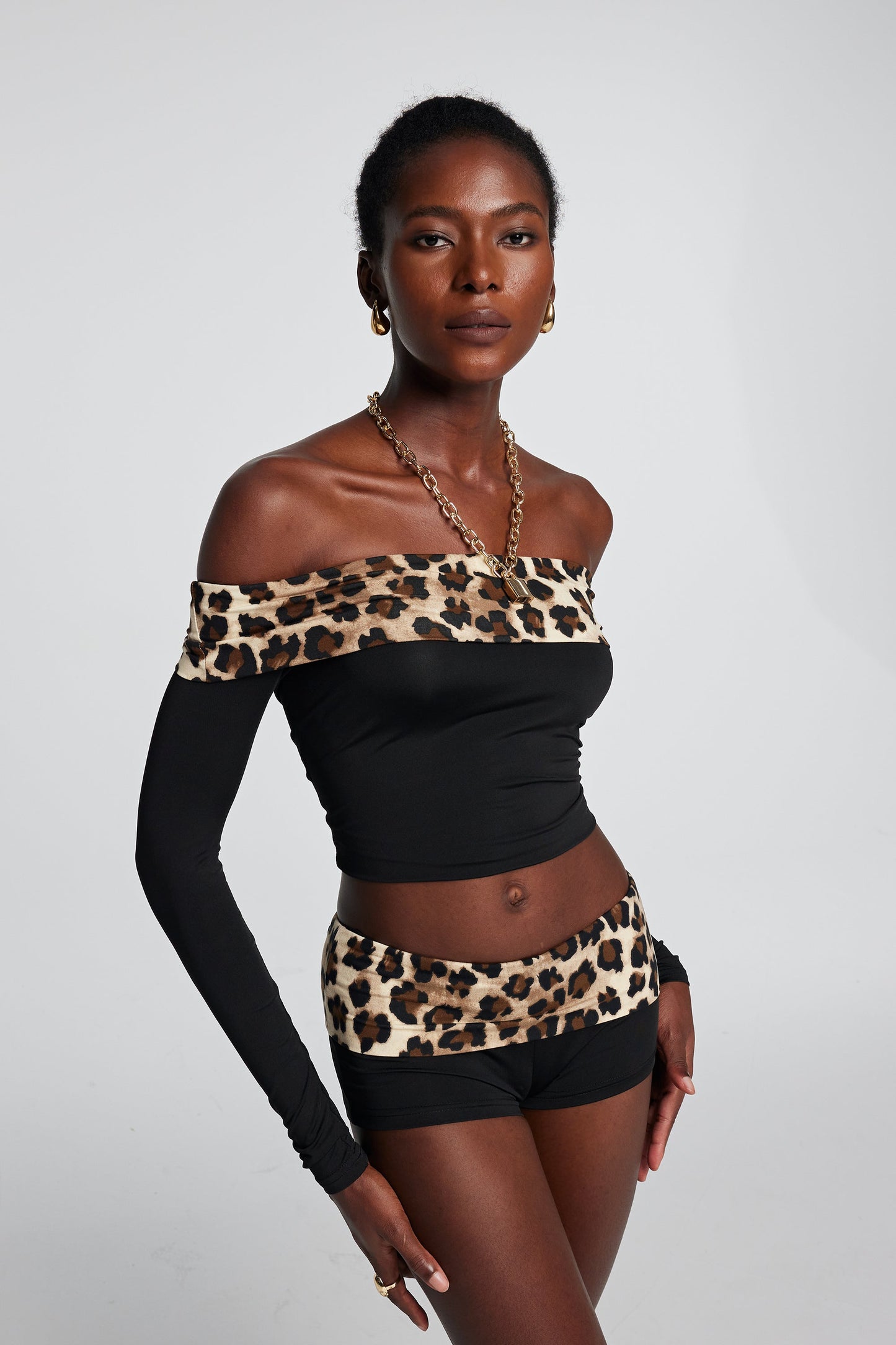 Ophelia Leopar Şort