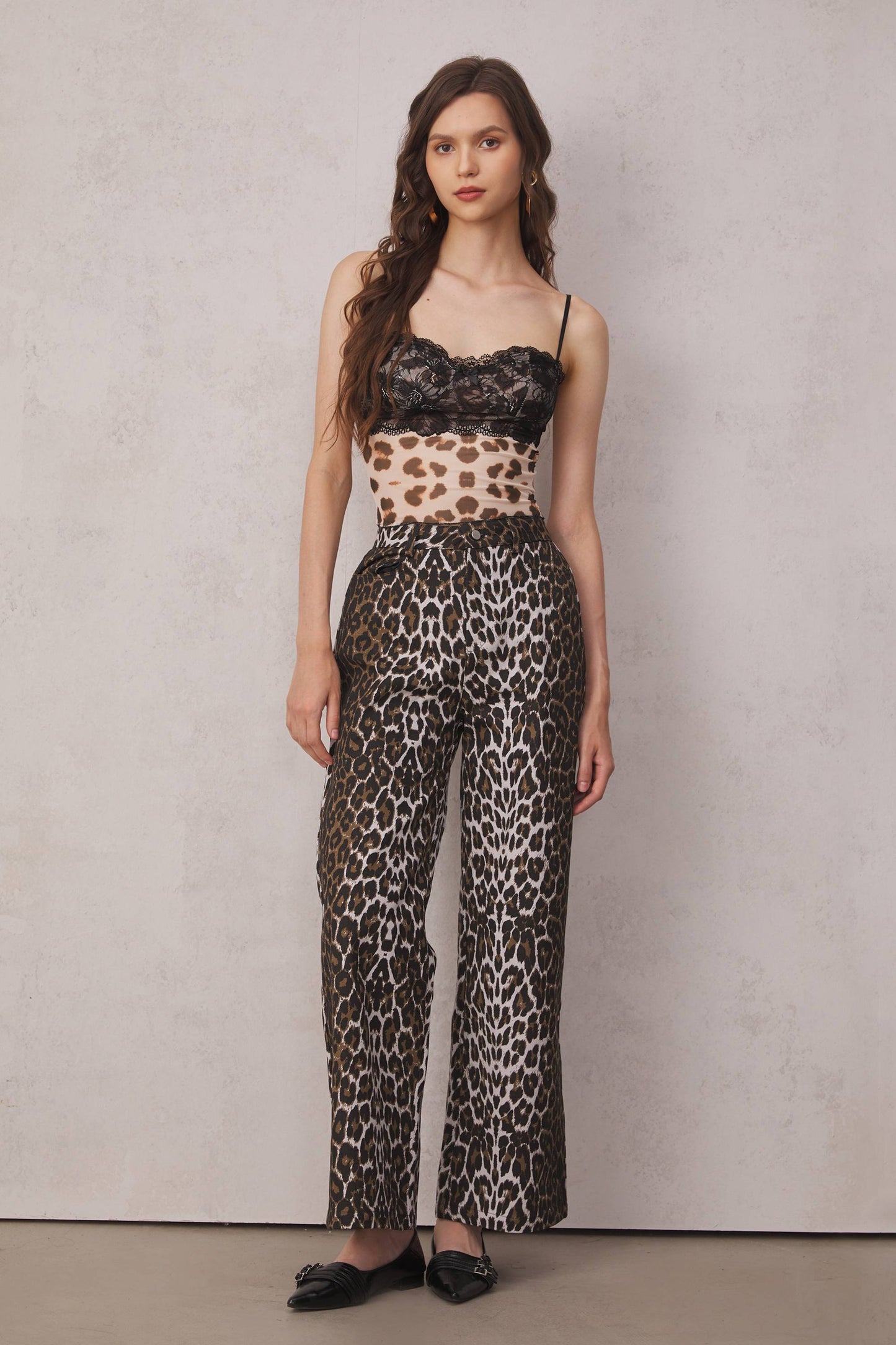 Shivansh Dantel Leopar Spagetti Üst