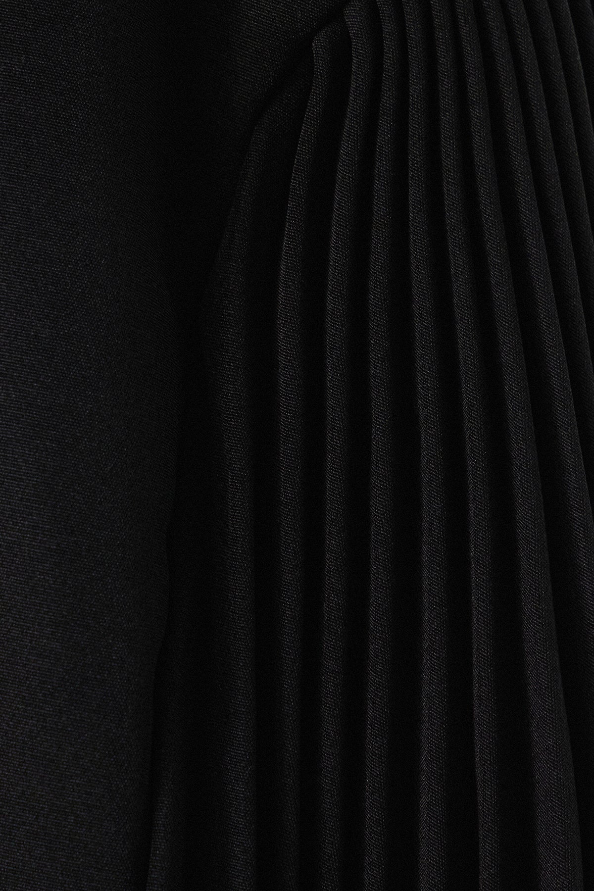 Zion Kolsuz Rüs Deconstruct Uzun Elbise Siyah